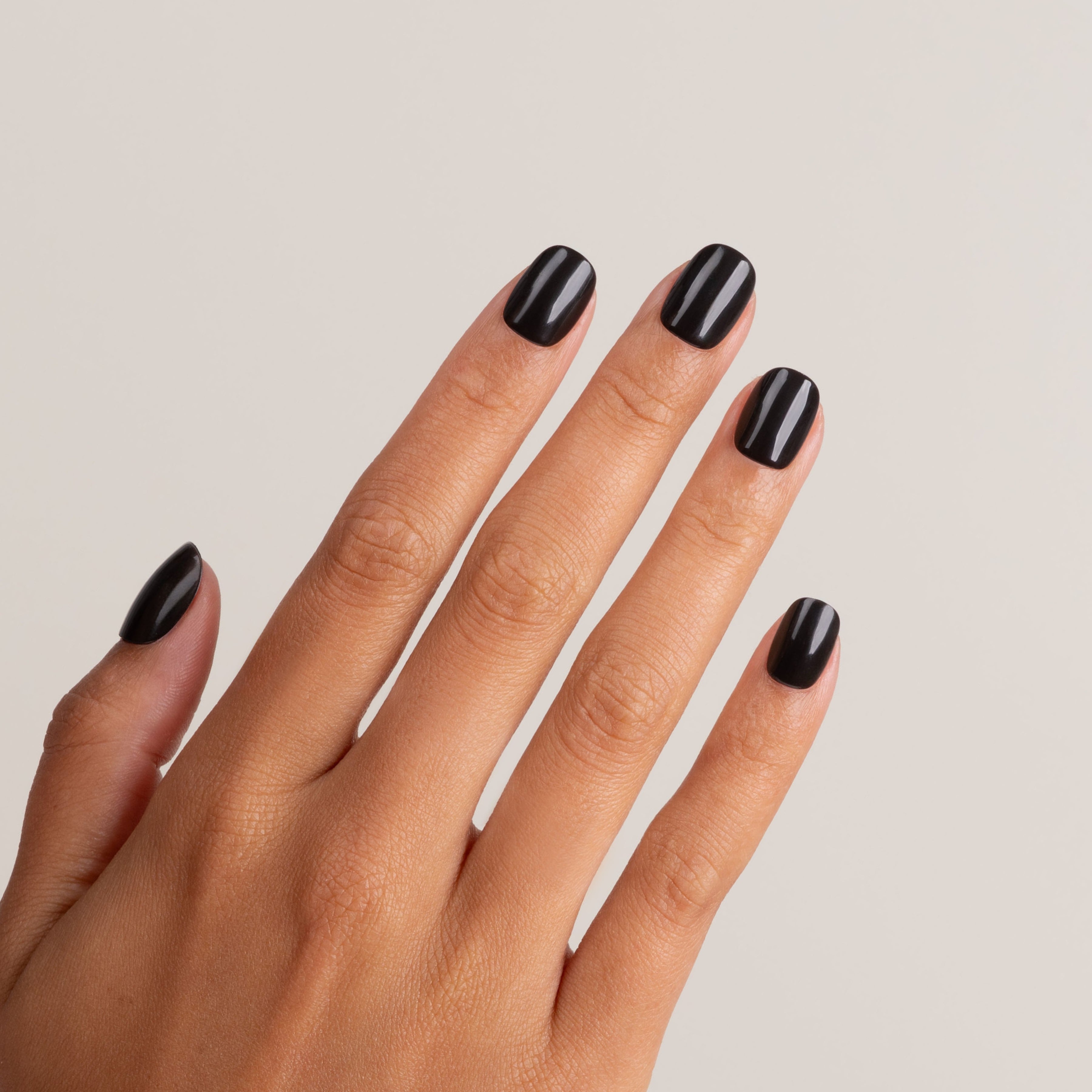 Premium black press-on nails